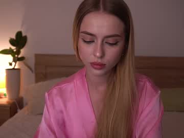 See Cherryblossom224 online Now @ wank.ch