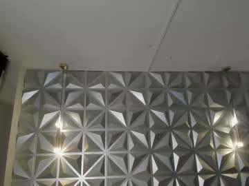 See Chloe_luxury online Now @ wank.ch