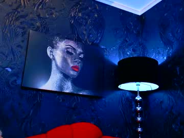 See Chloevee online Now @ wank.ch