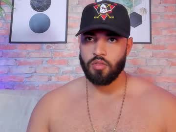 See Chris_varden online Now @ wank.ch