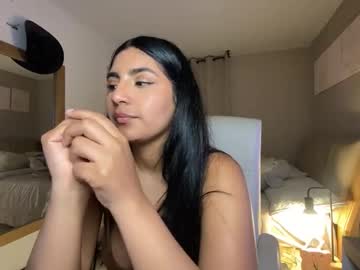 See Cloe_small08 online Now @ wank.ch