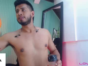 See Colby_brown02 online Now @ wank.ch
