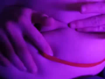 See Coolboybabe online Now @ wank.ch