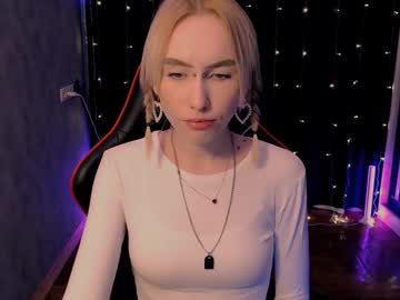 See Crybambi online Now @ wank.ch