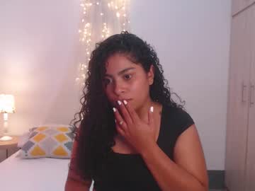 See Curly_sophia online Now @ wank.ch