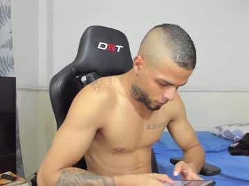 See Curtis_blake online Now @ wank.ch