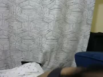 See Cutebrownie1998 online Now @ wank.ch
