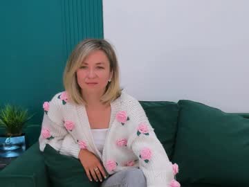 See Cutemirage online Now @ wank.ch