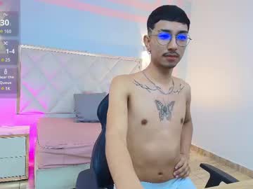 See Cyrus_tay online Now @ wank.ch