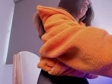 See Dahliabrowniee online Now @ wank.ch