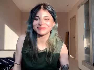 See Danikalazarini online Now @ wank.ch