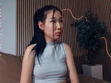 See Darinaweis online Now @ wank.ch