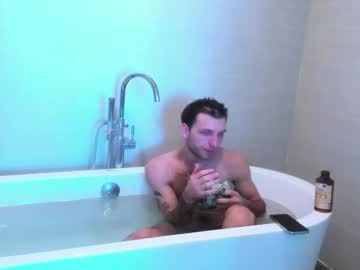 See Darkrogue18 online Now @ wank.ch