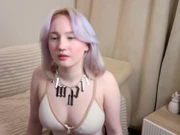 See Delciepfost online Now @ wank.ch