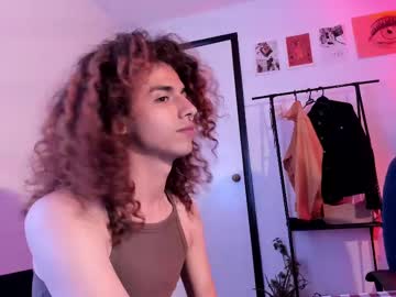 See Desidias online Now @ wank.ch