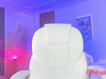 See Diamonddustt online Now @ wank.ch