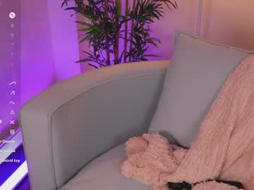 See Dolcexx online Now @ wank.ch