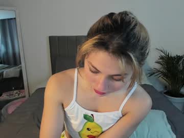 See Doll_oriana online Now @ wank.ch