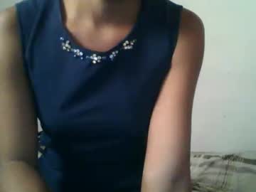 See Dollepoupee online Now @ wank.ch