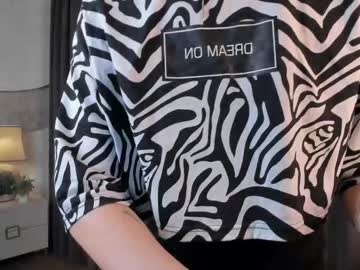See Dorettaharvison online Now @ wank.ch