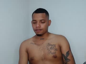See Drako_monstercock online Now @ wank.ch