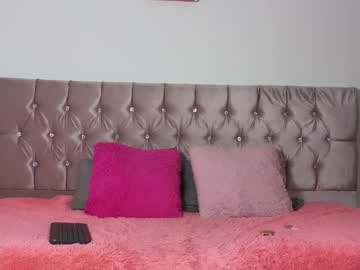 See Electra__moon online Now @ wank.ch