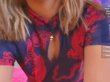 See Elisa_belmont online Now @ wank.ch