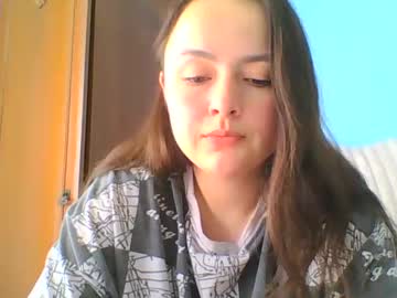 See Emily_morning_dew online Now @ wank.ch