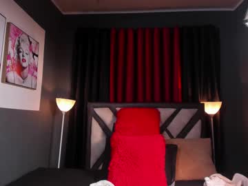 See Emilyjhonson_1 online Now @ wank.ch