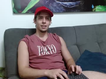 See Erenn_jaeger online Now @ wank.ch