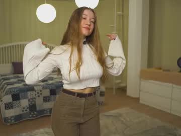 See Esmecollinge online Now @ wank.ch