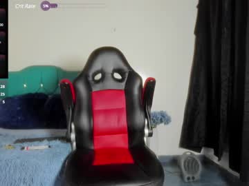 See Estebanlobo online Now @ wank.ch