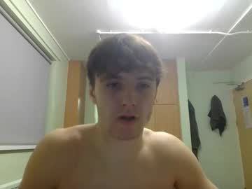 See Ethan404666 online Now @ wank.ch