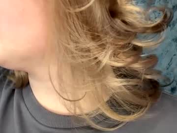 See Eva_kittenn online Now @ wank.ch