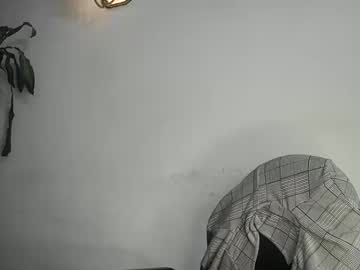 See Evacollins12 online Now @ wank.ch