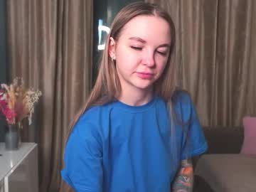 See Evelineloos online Now @ wank.ch