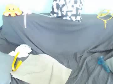 See Everly_rays online Now @ wank.ch