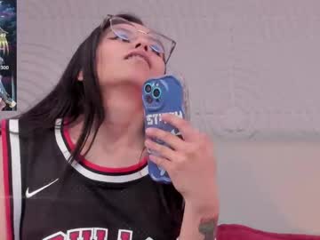 See Eviegothel_ online Now @ wank.ch