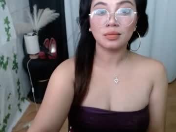 See Exoticrachel online Now @ wank.ch