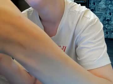 See Fckmikh online Now @ wank.ch