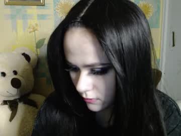 See Felvivalkitty online Now @ wank.ch