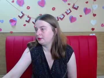 See Freyadak online Now @ wank.ch