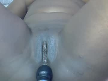 See Frumbyi online Now @ wank.ch