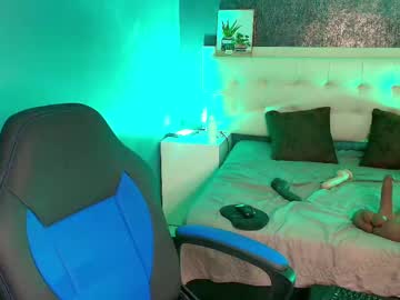 See Gabrielacortez online Now @ wank.ch