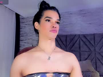 See Gabrielats23 online Now @ wank.ch