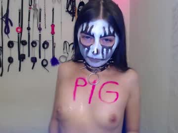 See Gabygumms online Now @ wank.ch