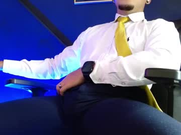 See Gael_williams3 online Now @ wank.ch