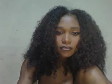 See Gggloria online Now @ wank.ch