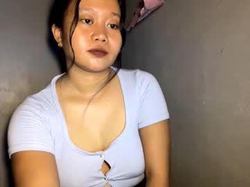 See Girl_kylax online Now @ wank.ch