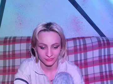 See Girlfriend_night online Now @ wank.ch